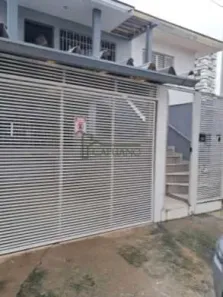 Casa com 2 Quartos para alugar, 141m² no Vila Ipojuca, São Paulo