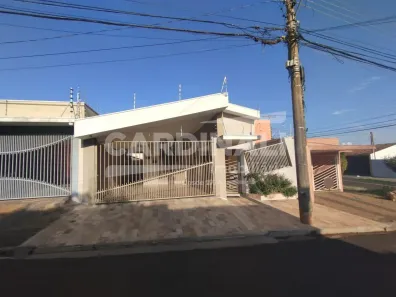 Casa com 3 Quartos à venda, 178m² no Portal do Sol, São Carlos