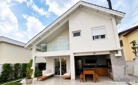 Casa de Condomínio com 3 Quartos à venda, 280m² no Alphaville, Santana de Parnaíba