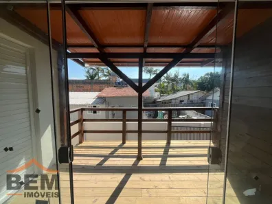 Casa com 2 Quartos para alugar, 60m² no Centro, Camboriú
