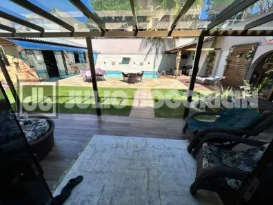 Casa de Condomínio com 5 Quartos à venda, 176m² no Barra da Tijuca, Rio de Janeiro