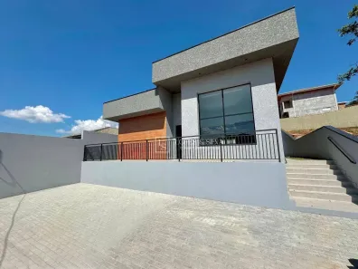 Casa com 3 Quartos à venda, 154m² no Pinheirinho, Atibaia