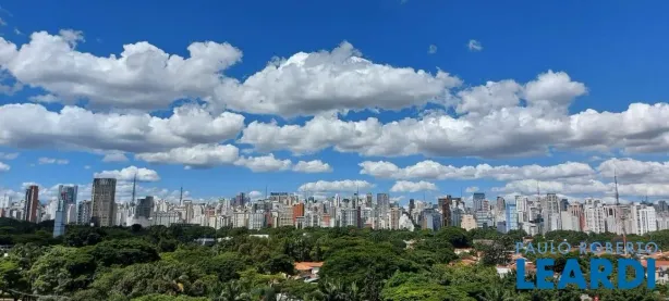 Apartamento com 2 Quartos à venda, 82m² no Jardim Paulista, São Paulo