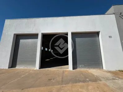 Galpão/Depósito/Armazém à venda, 600m² no Jardim Esmeralda, Caldas Novas