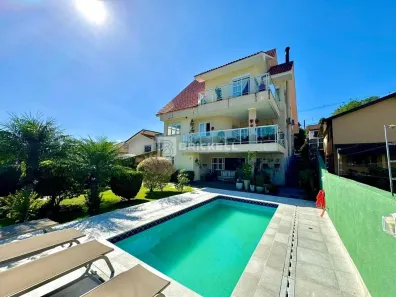 Casa com 4 Quartos à venda, 460m² no Vista Alegre, Curitiba