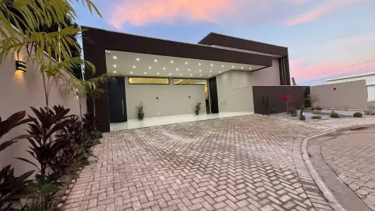 Casa com 4 Quartos à venda, 350m² no Jardim Paraíso, Cáceres