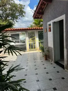 Casa com 2 Quartos à venda, 163m² no Jardim Wanel Ville IV, Sorocaba