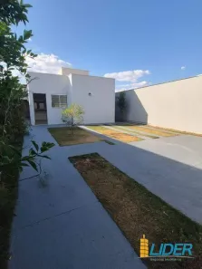 Casa com 2 Quartos à venda, 112m² no Laranjeiras, Uberlândia