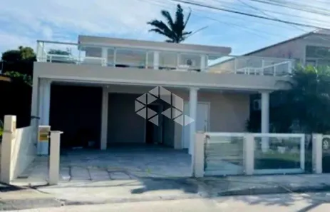 Casa com 3 Quartos à venda, 350m² no Passagem do Massiambú, Palhoça