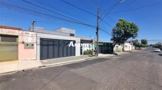 Casa com 3 Quartos à venda, 163m² no Pampulha, Uberlândia