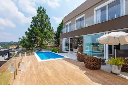Casa com 3 Quartos à venda, 355m² no Granja Viana, Carapicuíba