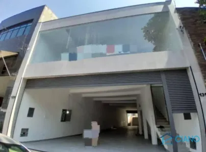 Galpão/Depósito/Armazém para alugar, 235m² no Brás, São Paulo