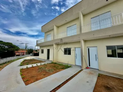 Casa de Condomínio com 2 Quartos à venda, 78m² no Jardim Santo Antônio da Boa Vista, Jacareí