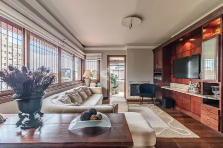 Apartamento com 3 Quartos à venda, 158m² no Rio Branco, Porto Alegre