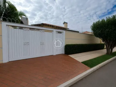 Sobrado com 4 Quartos à venda, 194m² no Vila Giocondo Orsi, Campo Grande