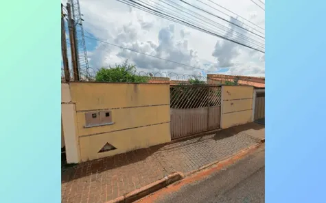 Casa com 3 Quartos à venda, 70m² no Santa Rosa, Uberlândia