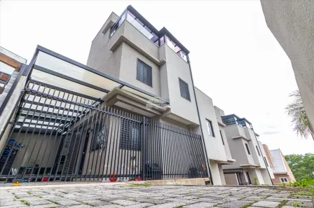 Sobrado com 3 Quartos à venda, 125m² no Xaxim, Curitiba