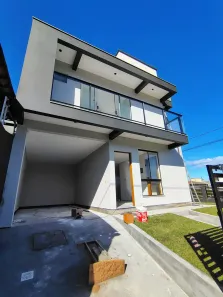 Sobrado com 3 Quartos à venda, 127m² no Forquilhas, São José