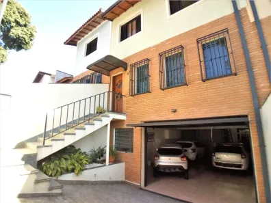 Sobrado com 3 Quartos à venda, 160m² no Jardim Virginia Bianca, São Paulo