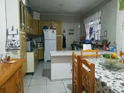 Sobrado com 3 Quartos à venda, 196m² no Jardim Marek, Santo André