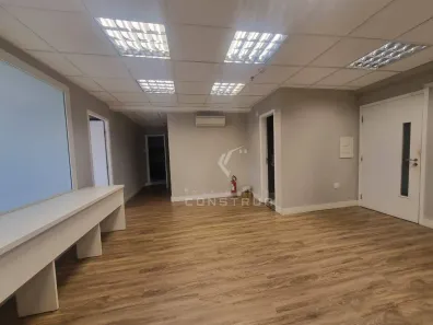 Sala Comercial para alugar, 322m² no Chácara da Barra, Campinas