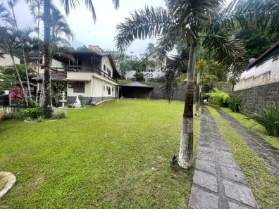 Casa de Condomínio com 3 Quartos à venda, 250m² no Iconha, Guapimirim