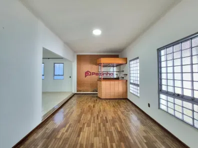 Casa com 3 Quartos para alugar, 202m² no Jardim Santo André, Limeira
