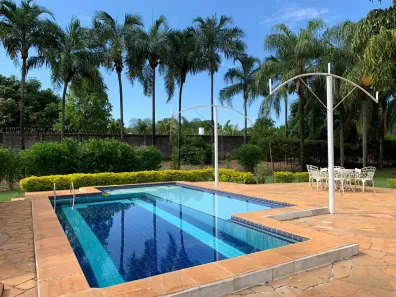 Casa de Condomínio com 3 Quartos à venda, 250m² no , Guapiaçu