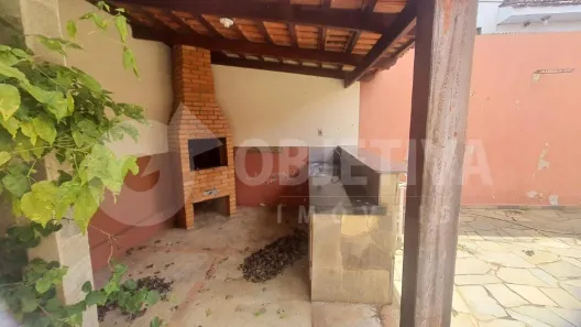 Casa com 4 Quartos para alugar, 270m² no Cazeca, Uberlândia