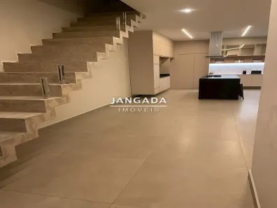 Sobrado com 3 Quartos à venda, 191m² no Chácara Pavoeiro, Cotia