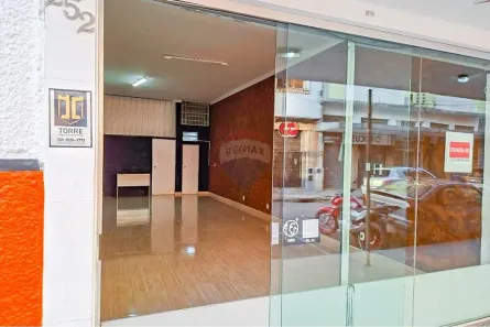 Ponto Comercial para alugar, 48m² no São Mateus, Juiz de Fora