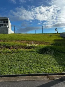 Lote/Terreno à venda, 483m² no Três Poços, Volta Redonda