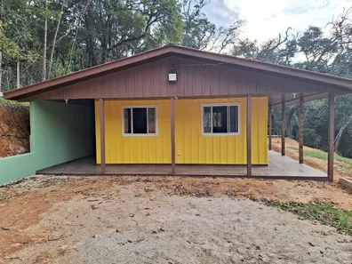 Fazenda/Sítio com 4 Quartos à venda, 48m² no Roseira, Colombo