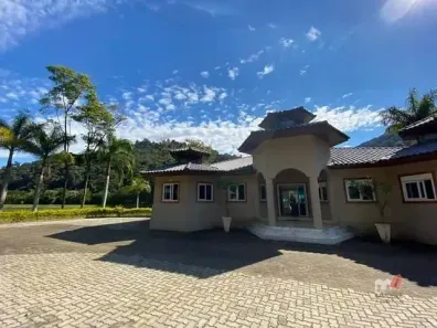 Casa com 1 Quarto à venda, 500m² no Cuiabá, Petrópolis