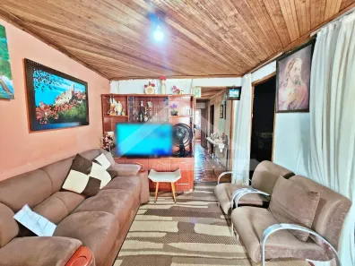 Casa com 3 Quartos à venda, 130m² no Centro, Cravinhos