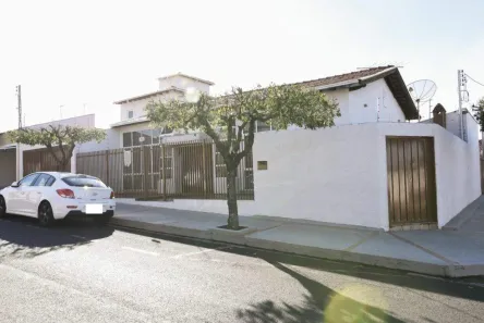 Casa com 4 Quartos à venda, 265m² no Centro, Mirassol