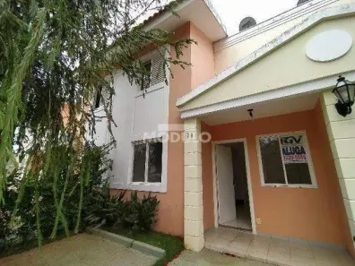 Casa de Condomínio com 3 Quartos para alugar, 95m² no Jardim Karaíba, Uberlândia