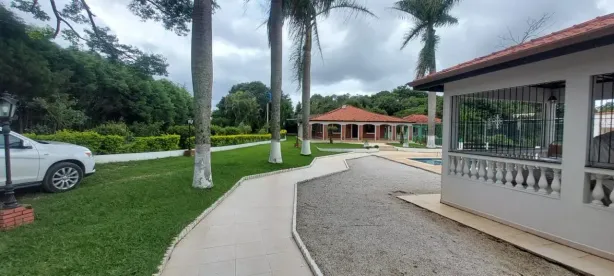 Fazenda/Sítio com 5 Quartos para alugar, 2700m² no Olhos D Agua, Mairinque