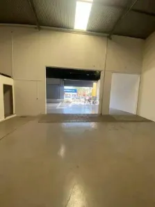Galpão/Depósito/Armazém para alugar, 241m² no Parque das Américas, Uberaba