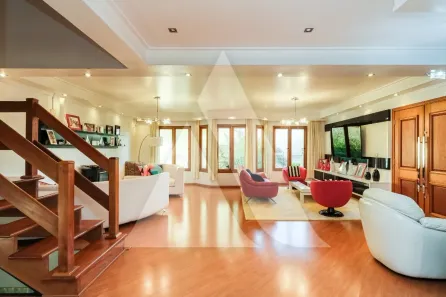 Casa com 4 Quartos à venda, 305m² no Parque Colonial, São Paulo
