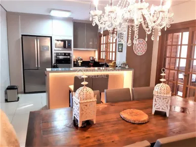 Casa com 2 Quartos à venda, 139m² no Hípica, Porto Alegre