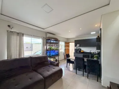 Sobrado com 2 Quartos à venda, 73m² no Neva, Cascavel