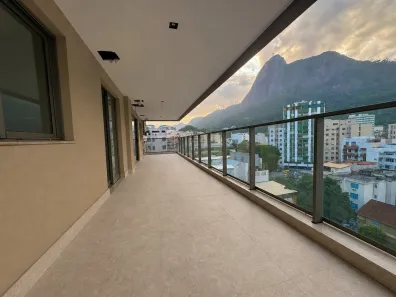Apartamento com 3 Quartos à venda, 117m² no Humaitá, Rio de Janeiro