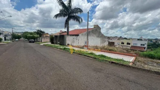 Lote/Terreno à venda, 360m² no Portal de Versalhes 1, Londrina