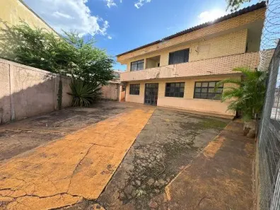 Casa com 1 Quarto para alugar, 250m² no Parque Vale dos Buritys II, Itumbiara