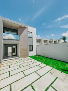 Sobrado com 4 Quartos à venda, 125m² no Tamatanduba, Eusébio