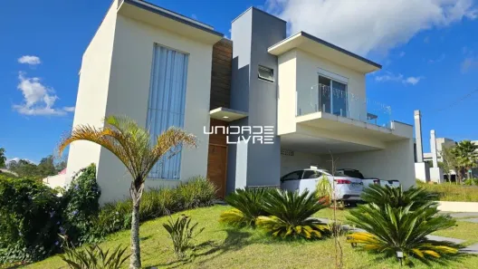 Casa de Condomínio com 3 Quartos à venda, 235m² no Cézar de Souza, Mogi das Cruzes
