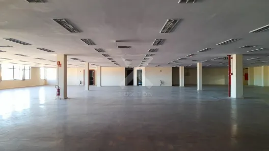 Sala Comercial para alugar, 931m² no Navegantes, Porto Alegre