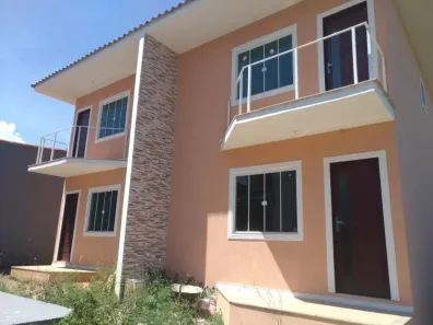 Casa com 2 Quartos à venda, 80m² no Parque Hotel, Araruama