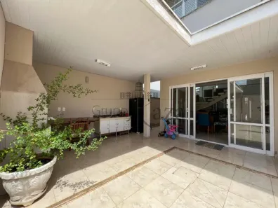 Casa de Condomínio com 4 Quartos à venda, 200m² no Urbanova VII, São José dos Campos